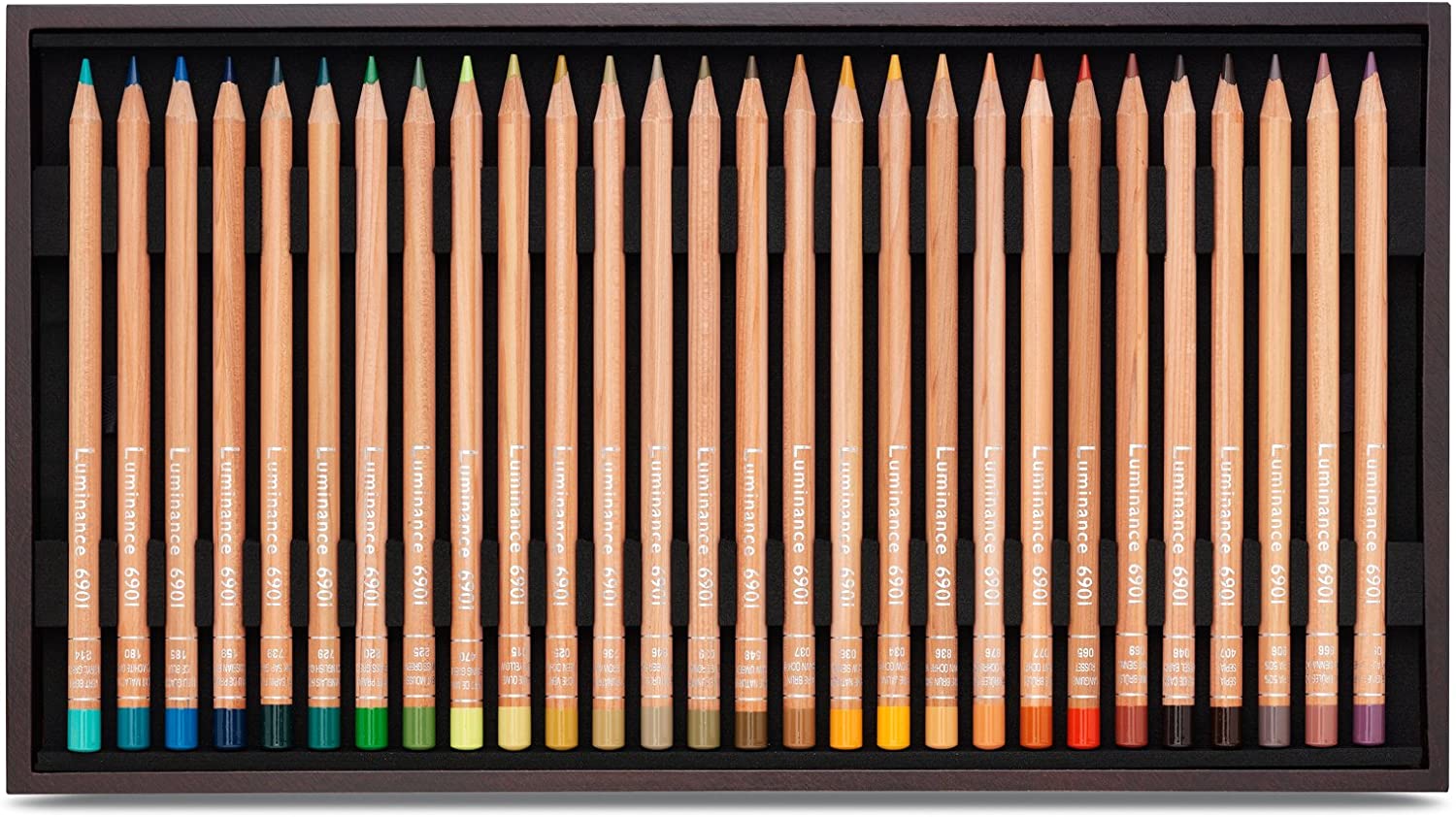 Caran D'ache Luminance Colored Pencils open case close up