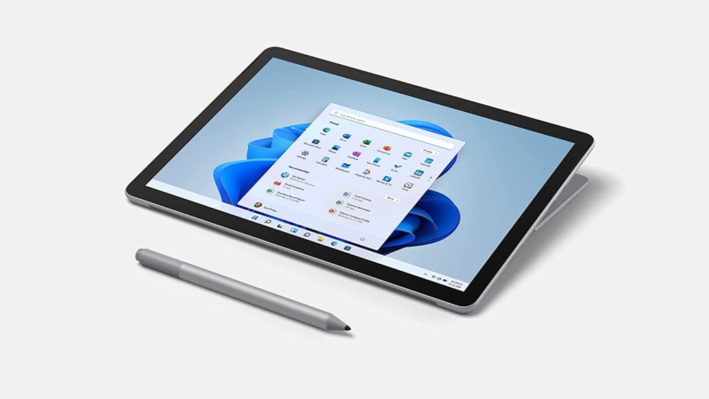 Microsoft Surface Pen - Platinum on desk