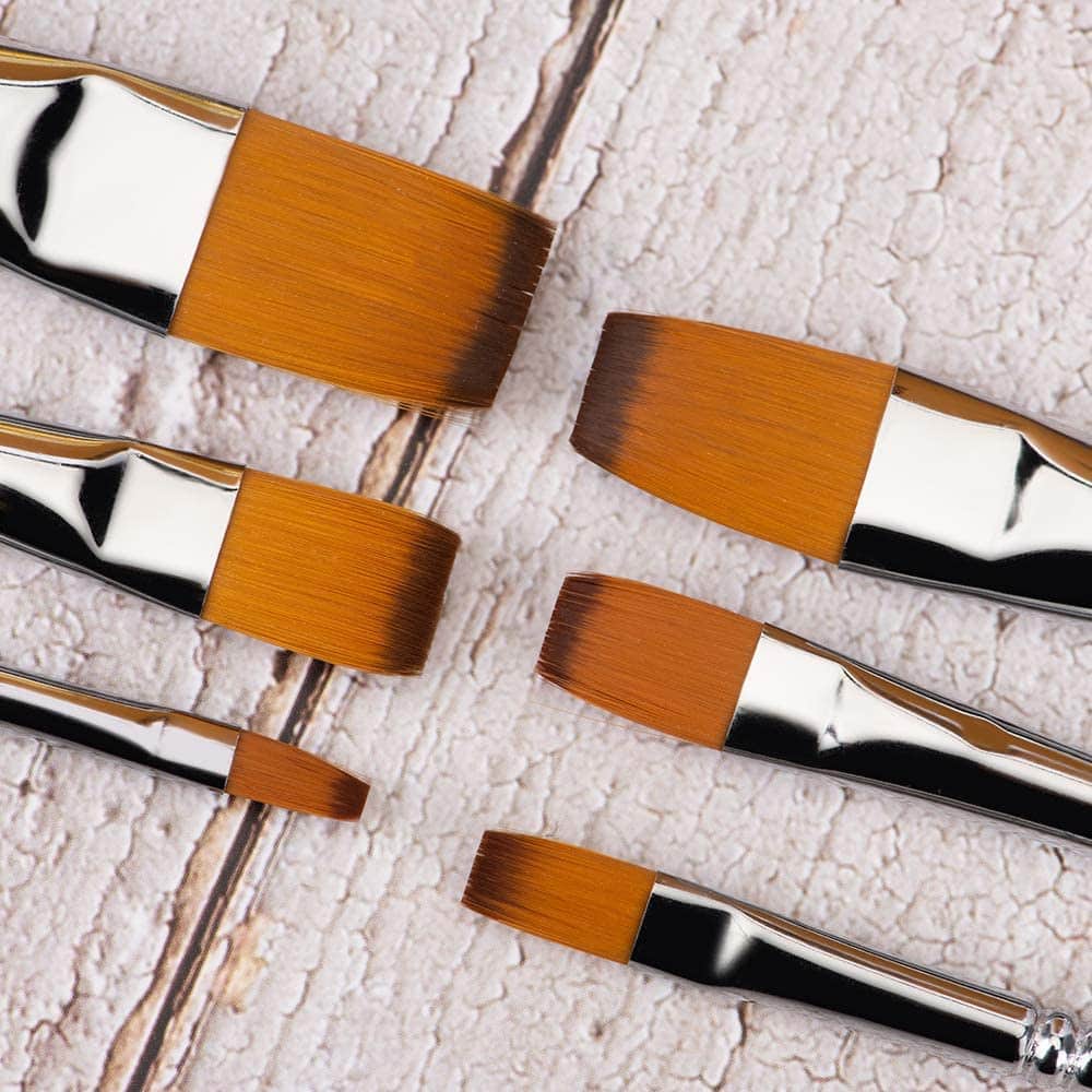 Brushes for gouache paints and oil paints